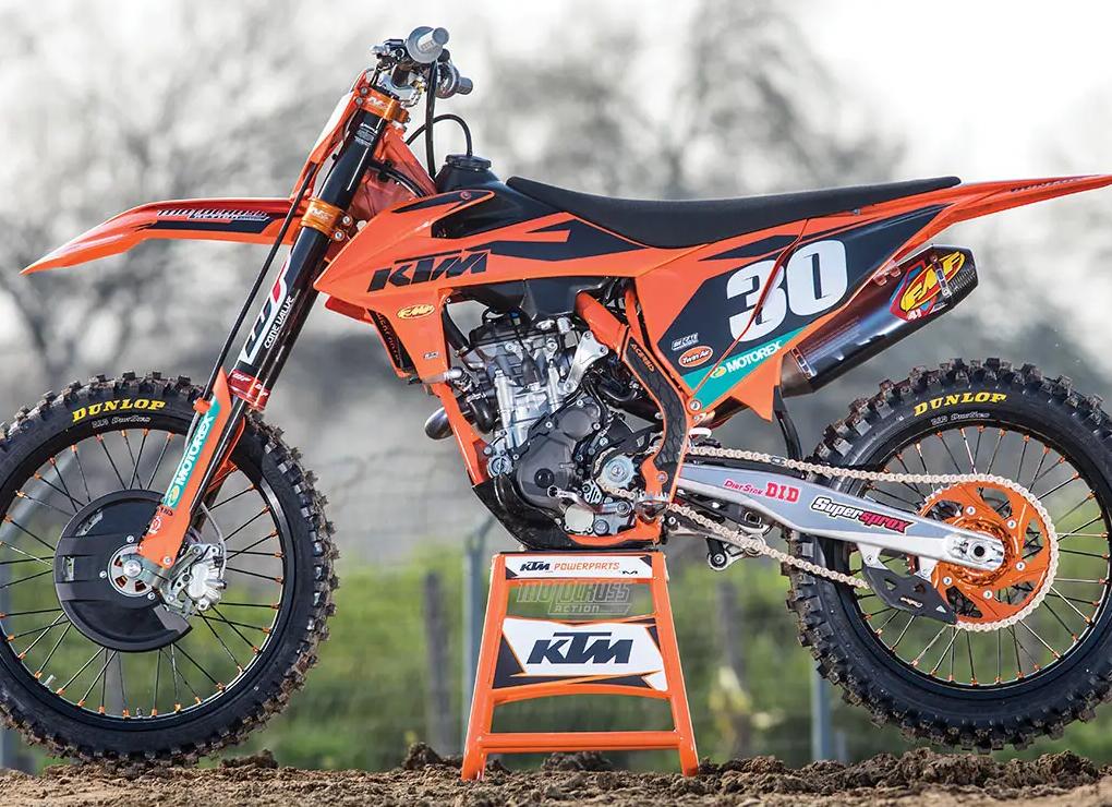 Жена тренера на KTM 250sxf