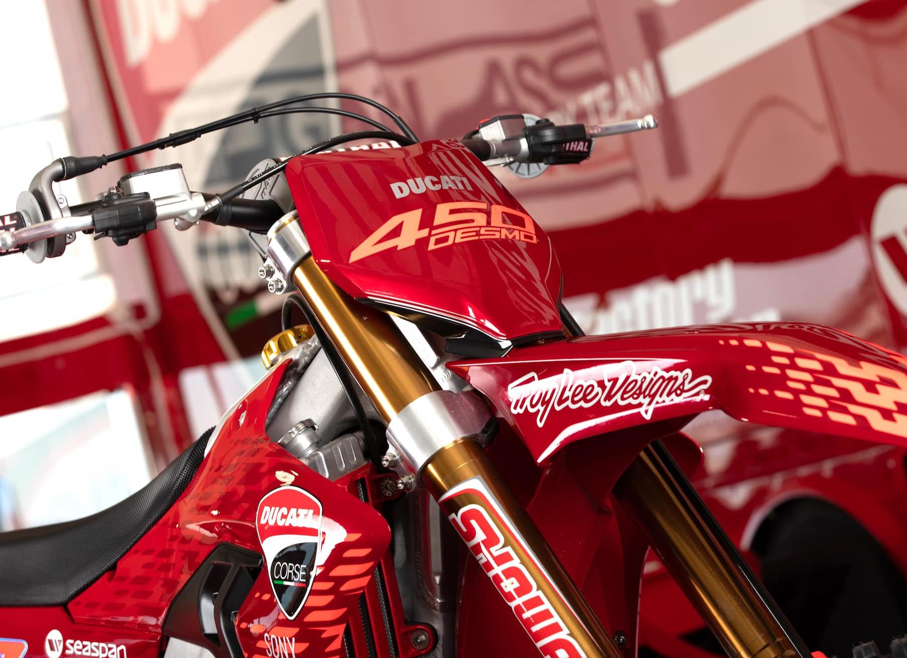 Новый DUCATI 450 DESMO